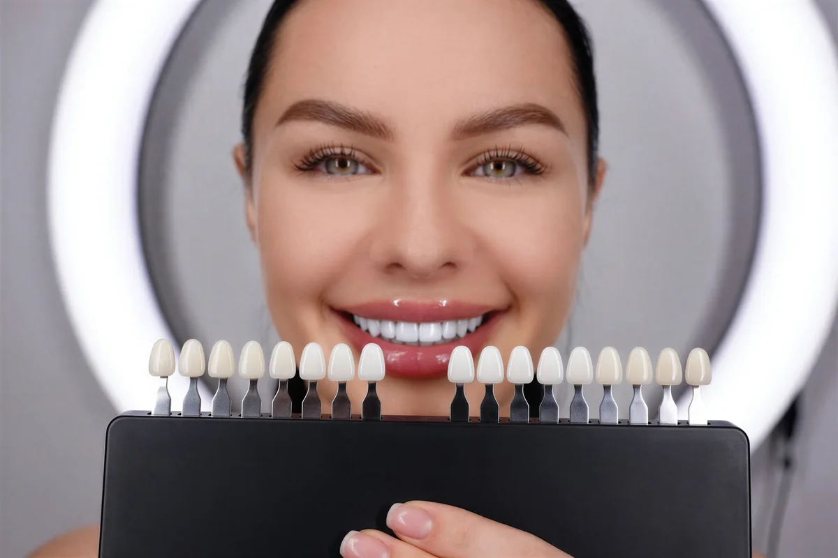 Dis Beyazlatma Yontemleri: Profesyonel ve Evde Uygulama